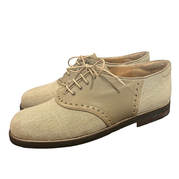 Stuart Weitzman golf Oxford style shoes in excellent newer condition 7.5 - Picture 2 of 7